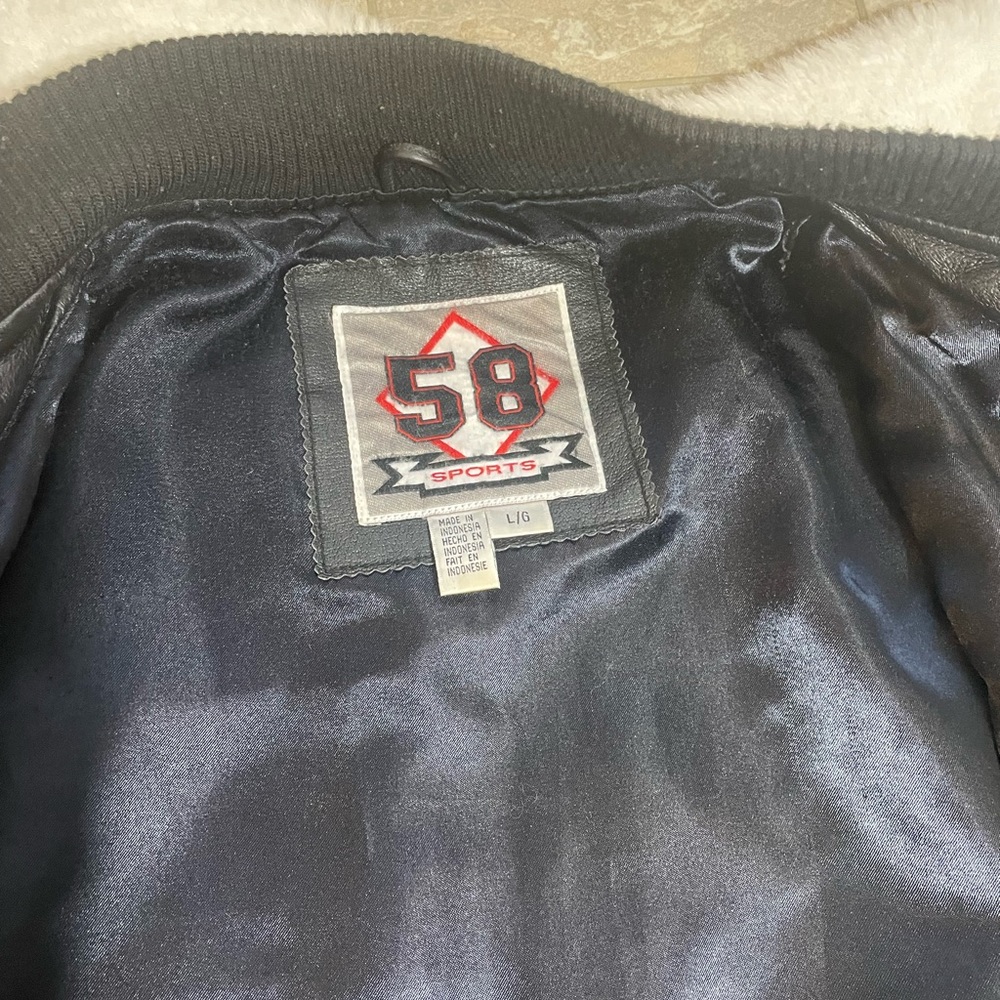 Jacket - Picture 6 of 7